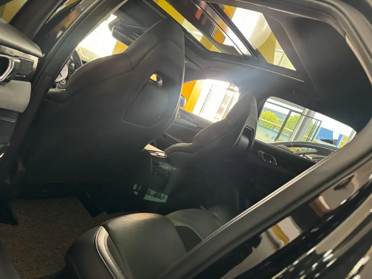 2022 LYNK&CO 03 2.0T 190HP L4 7DCT,autocango,china used car exporter,china ev exporter,chinese used car exporter,chinese used ev exporter