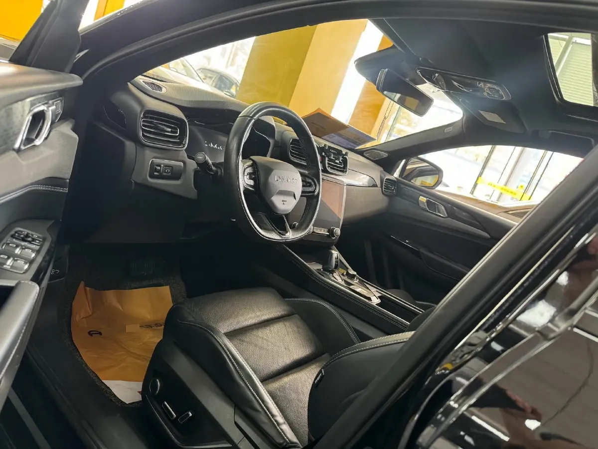 2022 LYNK&CO 03 2.0T 190HP L4 7DCT,autocango,china used car exporter,china ev exporter,chinese used car exporter,chinese used ev exporter