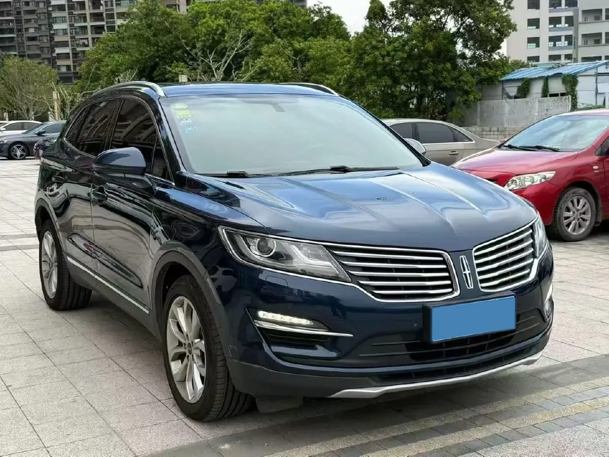 2017 Lincoln MKC 2.0T 203HP L4 6AT,autocango,china used car exporter,china ev exporter,chinese used car exporter,chinese used ev exporter