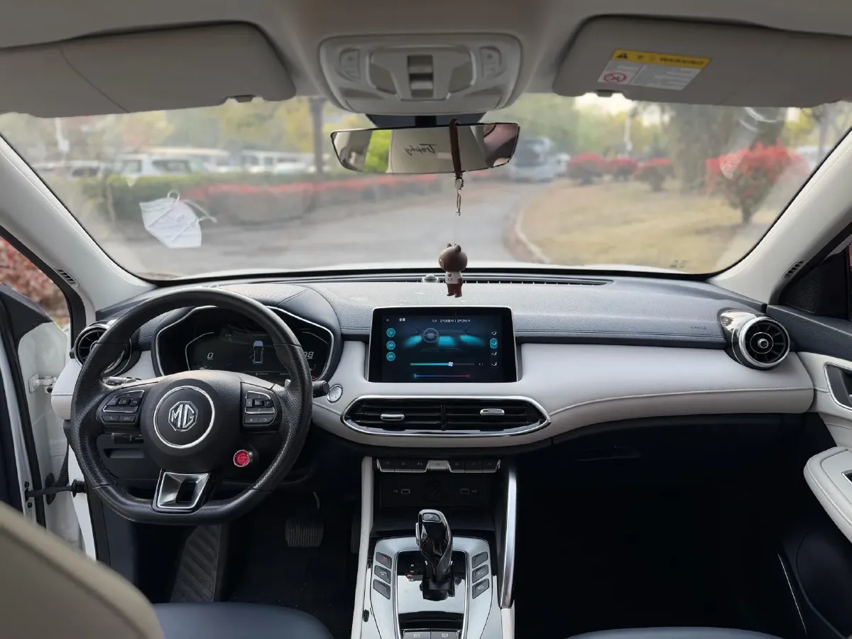 2021 MG Pilot 1.5T 173HP L4 7DCT,autocango,china used car exporter,china ev exporter,chinese used car exporter,chinese used ev exporter