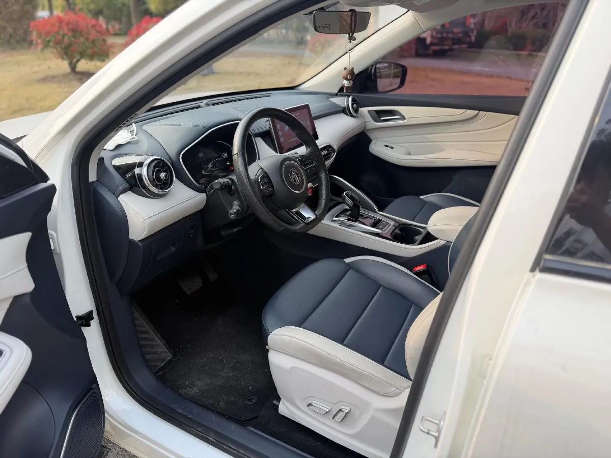 2021 MG Pilot 1.5T 173HP L4 7DCT,autocango,china used car exporter,china ev exporter,chinese used car exporter,chinese used ev exporter