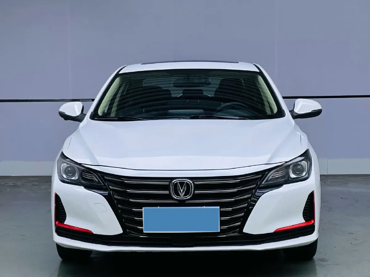 2021 ChangAn Raeton CC 1.5T 180HP L4 7DCT,autocango,china used car exporter,china ev exporter,chinese used car exporter,chinese used ev exporter