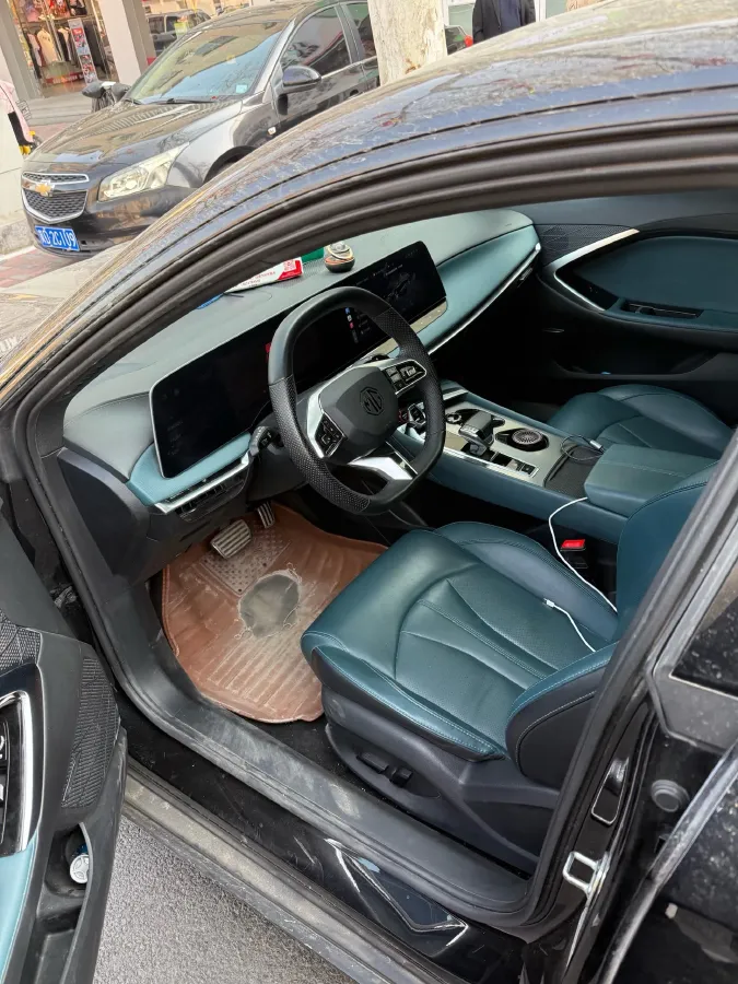 2023 MG 7 1.5T 188HP L4 7DCT,autocango,china used car exporter,china ev exporter,chinese used car exporter,chinese used ev exporter
