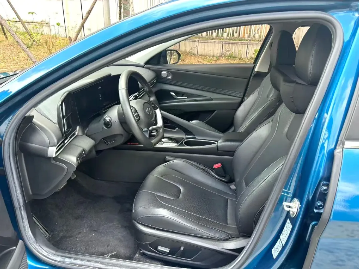 2021 Hyundai Elantra 1.5L 115HP L4 CVT,autocango,china used car exporter,china ev exporter,chinese used car exporter,chinese used ev exporter