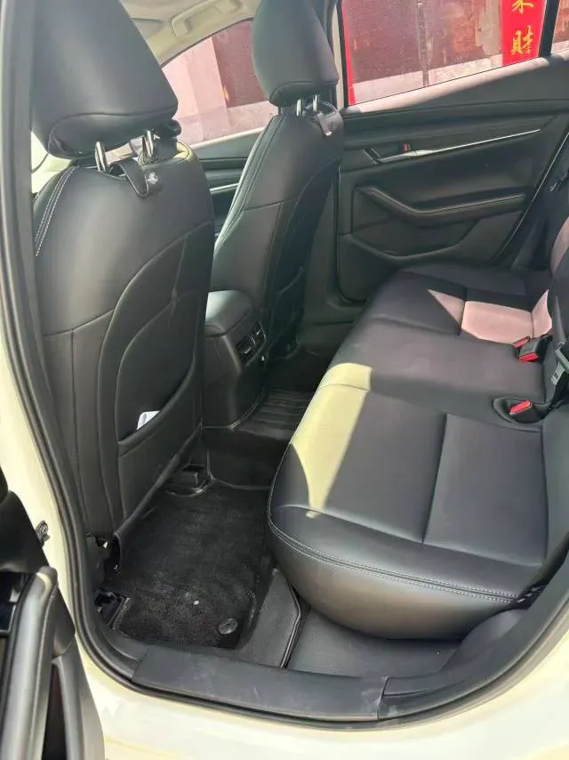 2022 Mazda 3 Axela 2.0L 158HP L4 6AT,autocango,china used car exporter,china ev exporter,chinese used car exporter,chinese used ev exporter