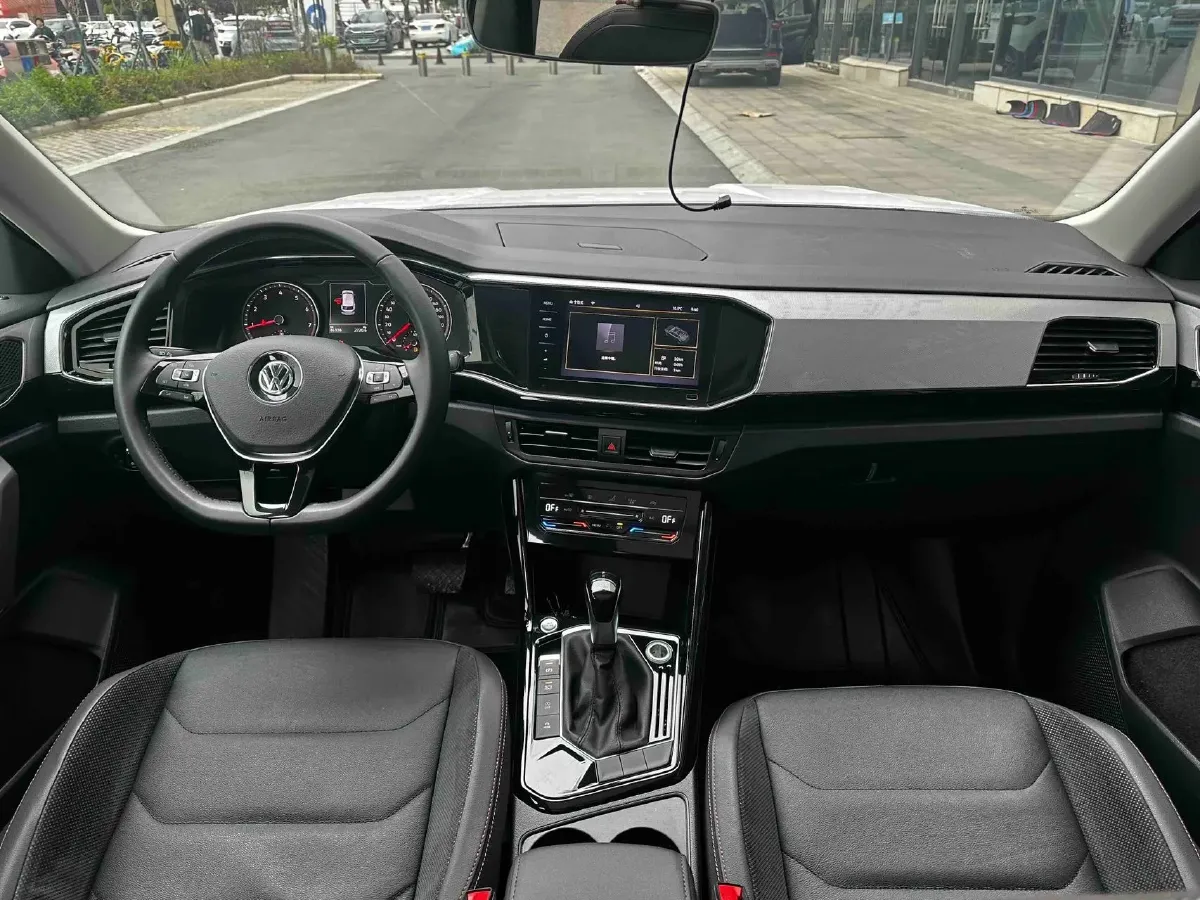 2020 Volkswagen Tayron 2.0T 186HP L4 7DCT,autocango,china used car exporter,china ev exporter,chinese used car exporter,chinese used ev exporter