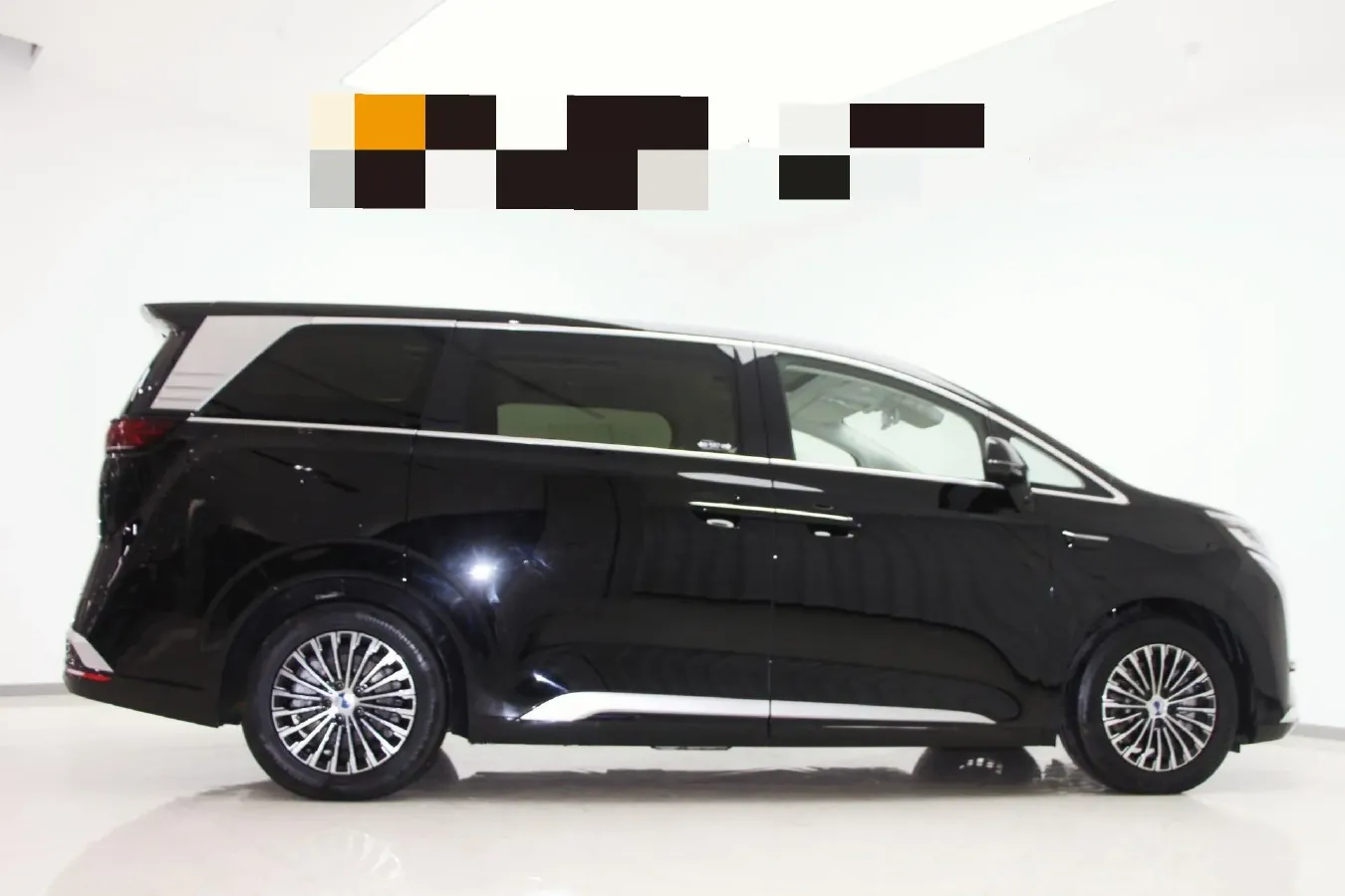 2025 Denza D9 1.5T 156HP L4 E-CVT PHEV 40KWH,autocango,china used car exporter,china ev exporter,chinese used car exporter,chinese used ev exporter