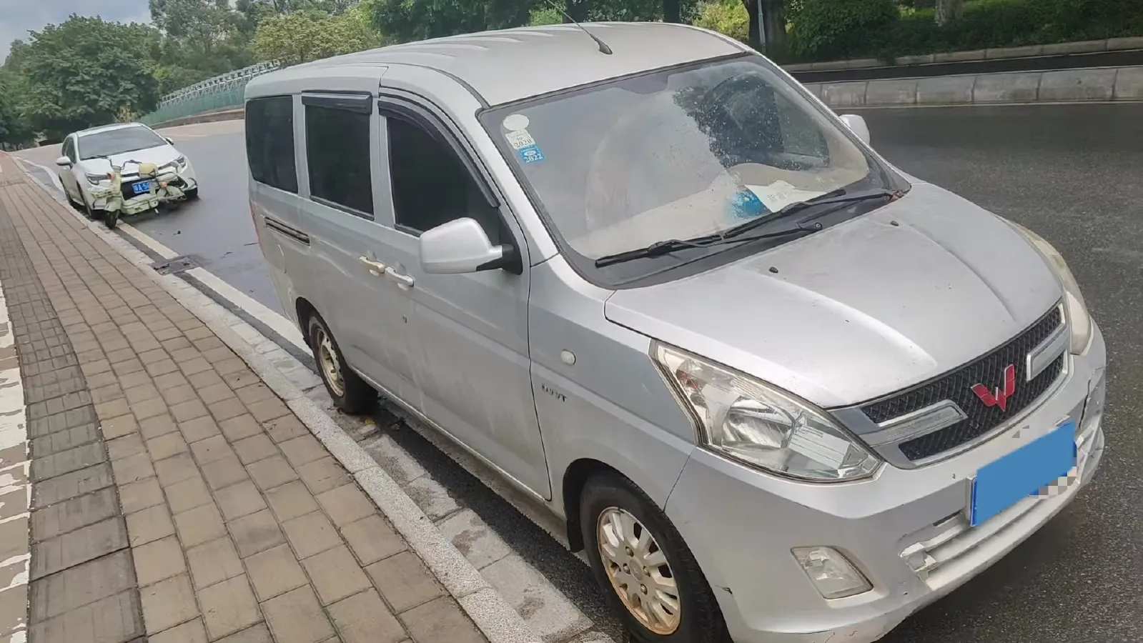 2018 WuLing RongGuang V 1.5L 112HP L4 5MT,autocango,china used car exporter,china ev exporter,chinese used car exporter,chinese used ev exporter