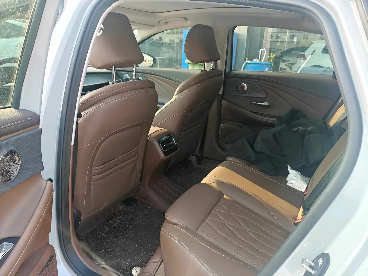 2023 Chery Arrizo 8 2.0T 254HP L4 7DCT,autocango,china used car exporter,china ev exporter,chinese used car exporter,chinese used ev exporter