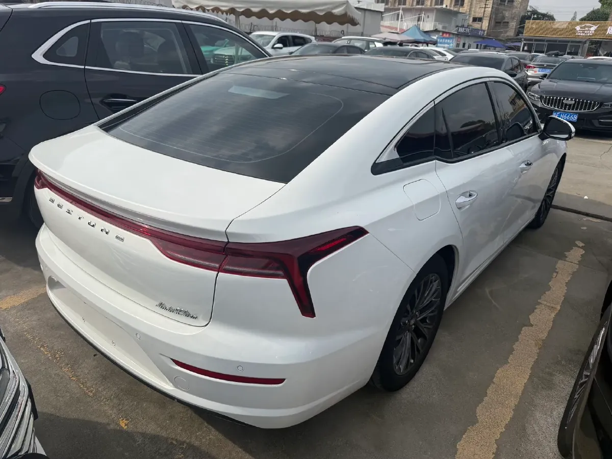 2021 Bestune B70 1.5T 169HP L4 7DCT,autocango,china used car exporter,china ev exporter,chinese used car exporter,chinese used ev exporter