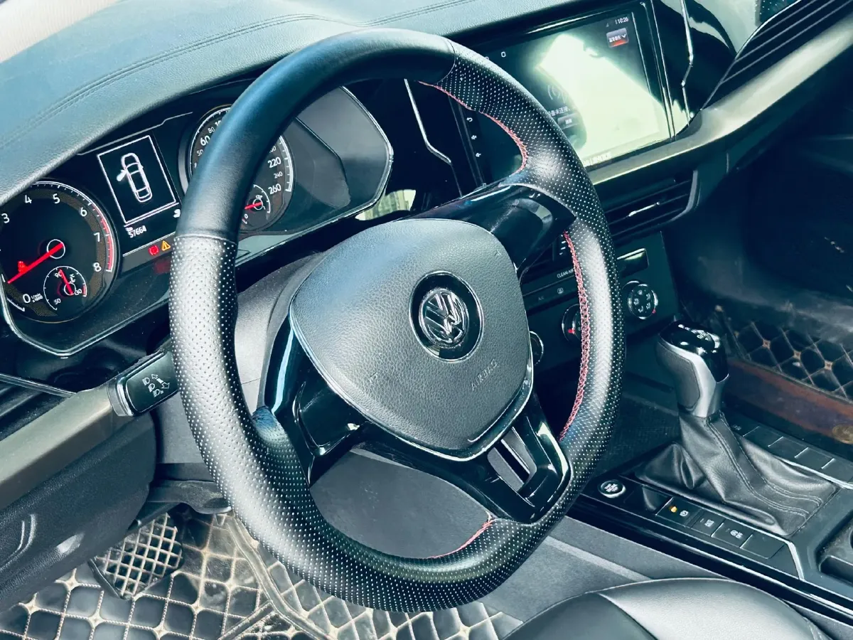 2019 Chevrolet Equinox 1.5T 180HP L4 6AT,autocango,china used car exporter,china ev exporter,chinese used car exporter,chinese used ev exporter