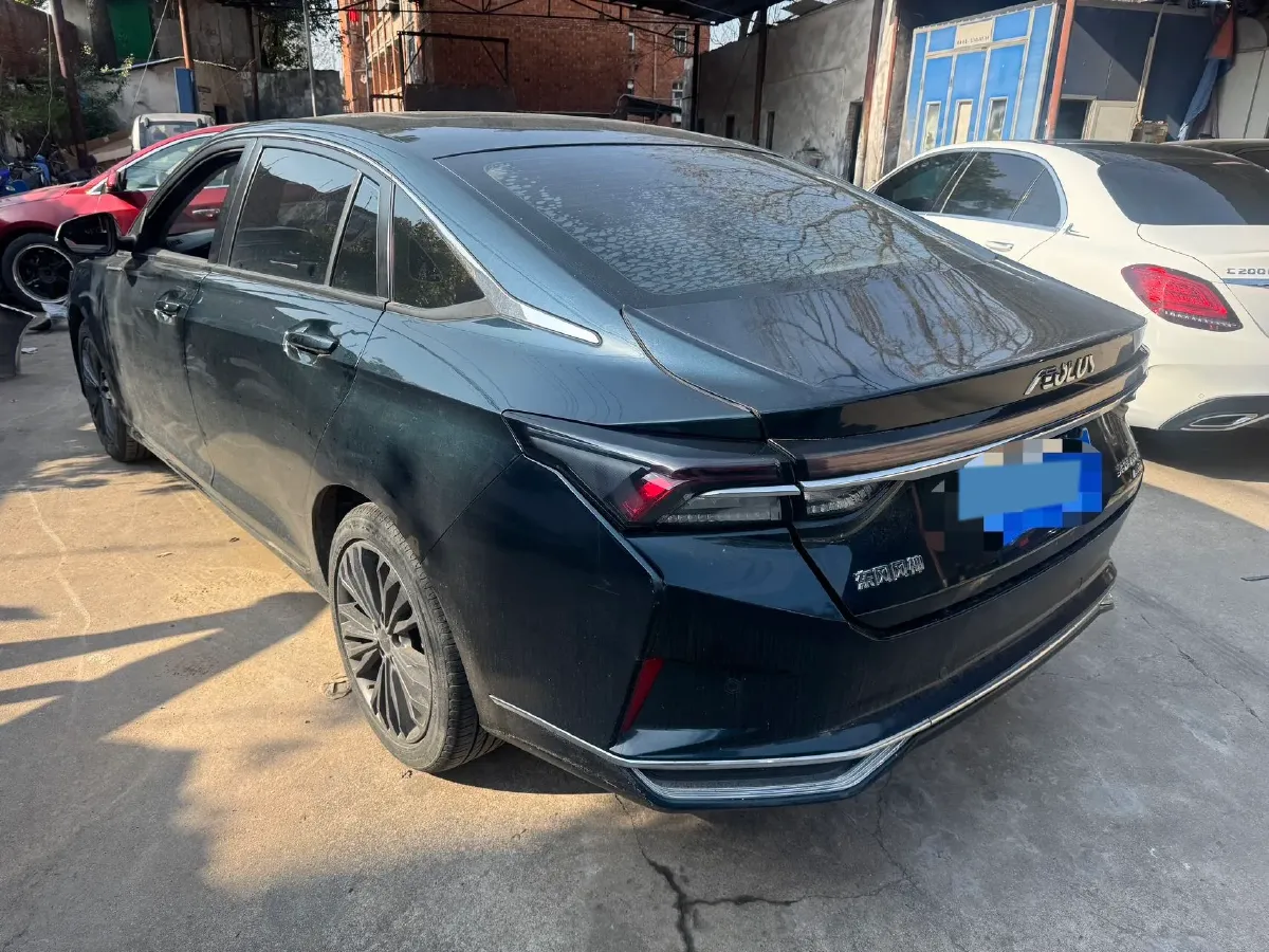 2021 DongFeng Aeolus YiXuan MAX 1.5T 190HP L4 7DCT,autocango,china used car exporter,china ev exporter,chinese used car exporter,chinese used ev exporter