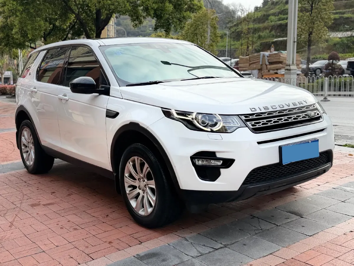 2019 Land Rover Discovery Sport 2.0T 200HP L4 9AT,autocango,china used car exporter,china ev exporter,chinese used car exporter,chinese used ev exporter