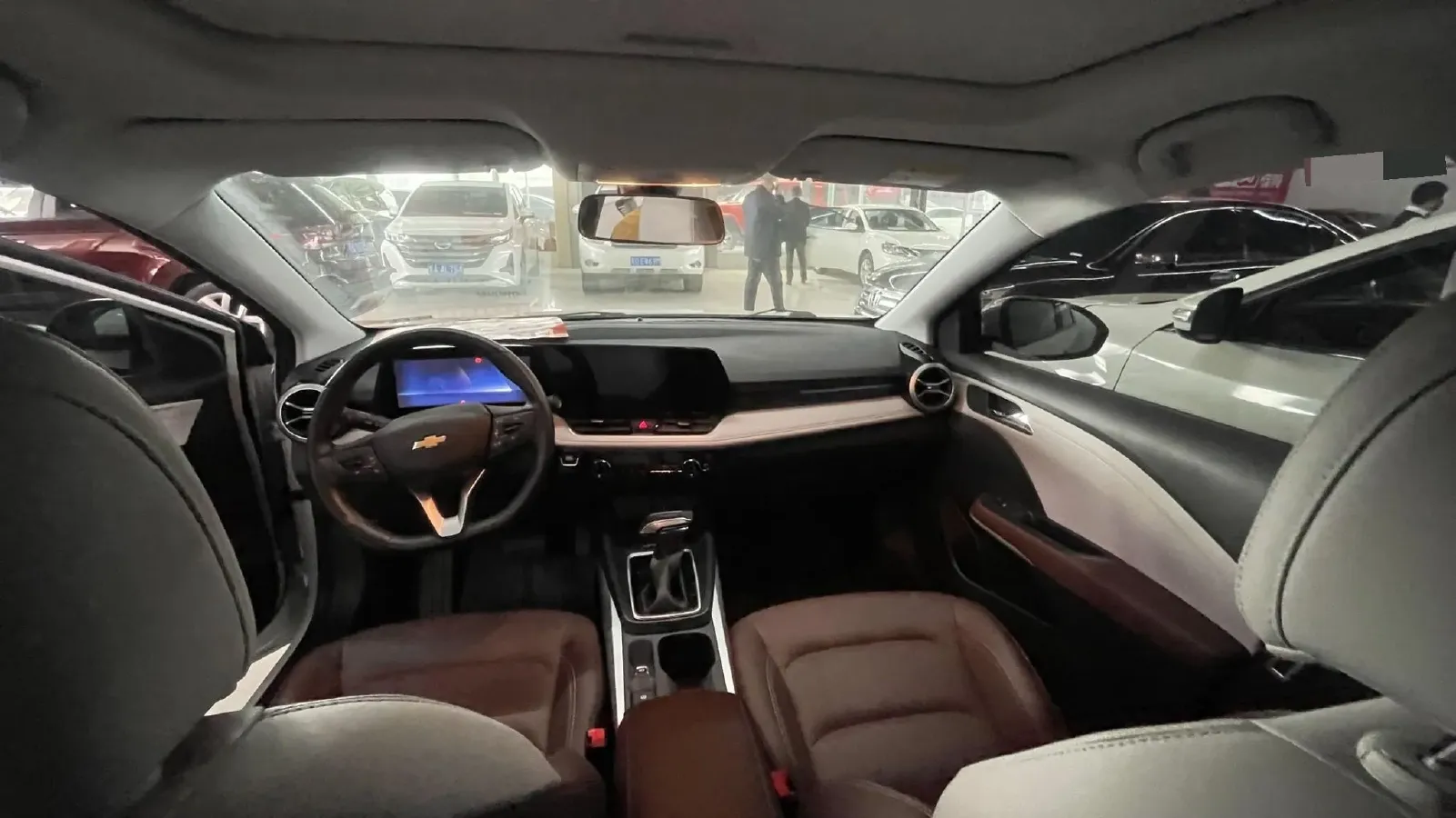 2024 Chevrolet Monza 1.5L 113HP L4 6DCT,autocango,china used car exporter,china ev exporter,chinese used car exporter,chinese used ev exporter