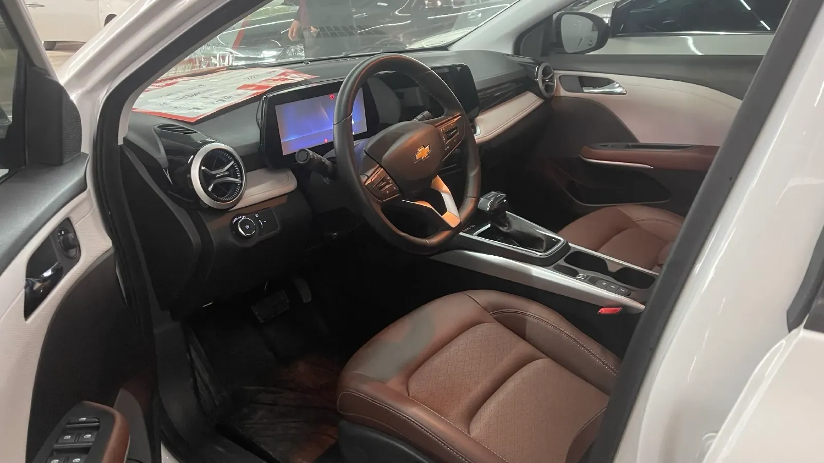 2024 Chevrolet Monza 1.5L 113HP L4 6DCT,autocango,china used car exporter,china ev exporter,chinese used car exporter,chinese used ev exporter