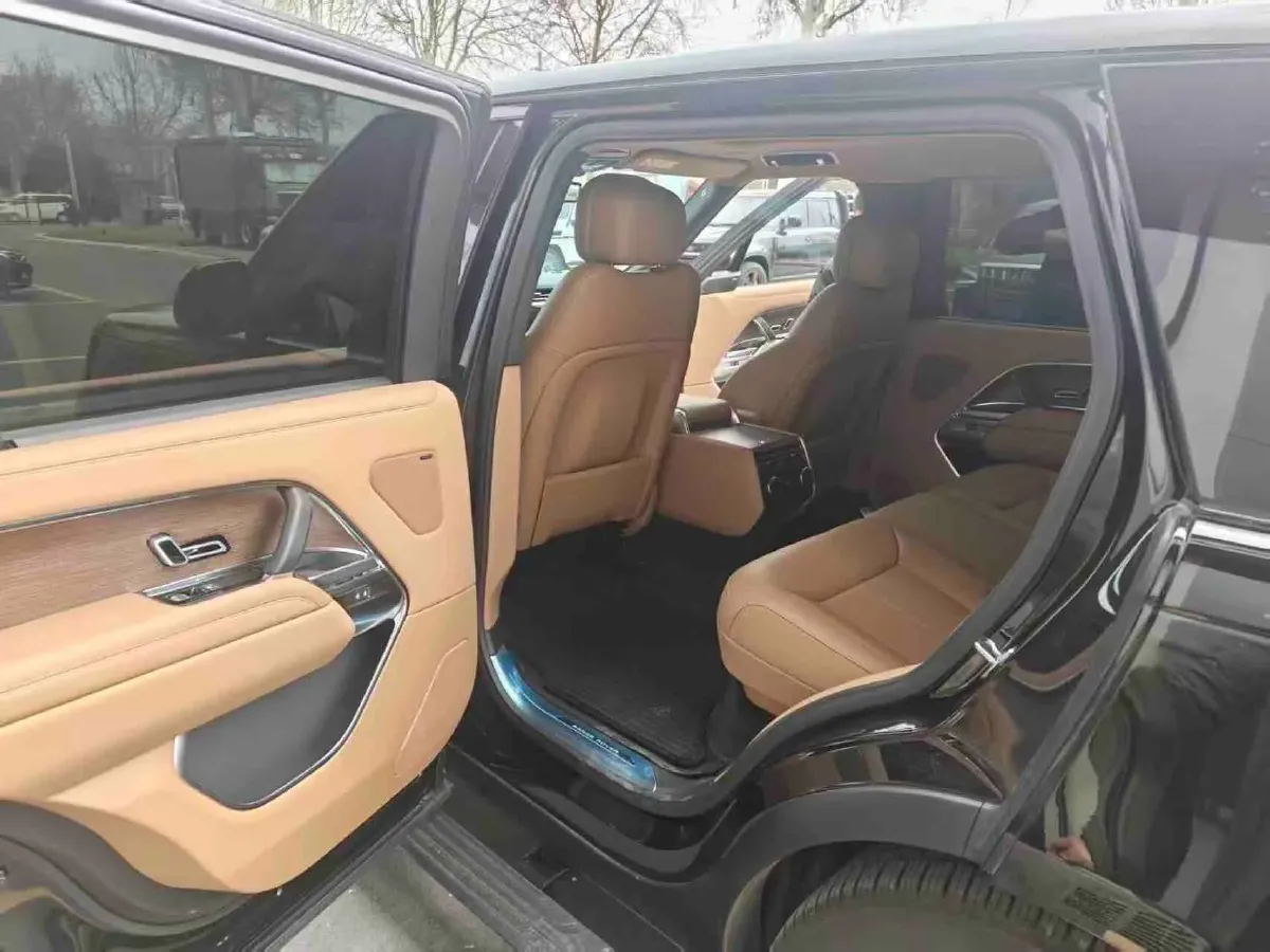 2025 Land Rover Range Rover 3.0T 400HP L6 8AT,autocango,china used car exporter,china ev exporter,chinese used car exporter,chinese used ev exporter