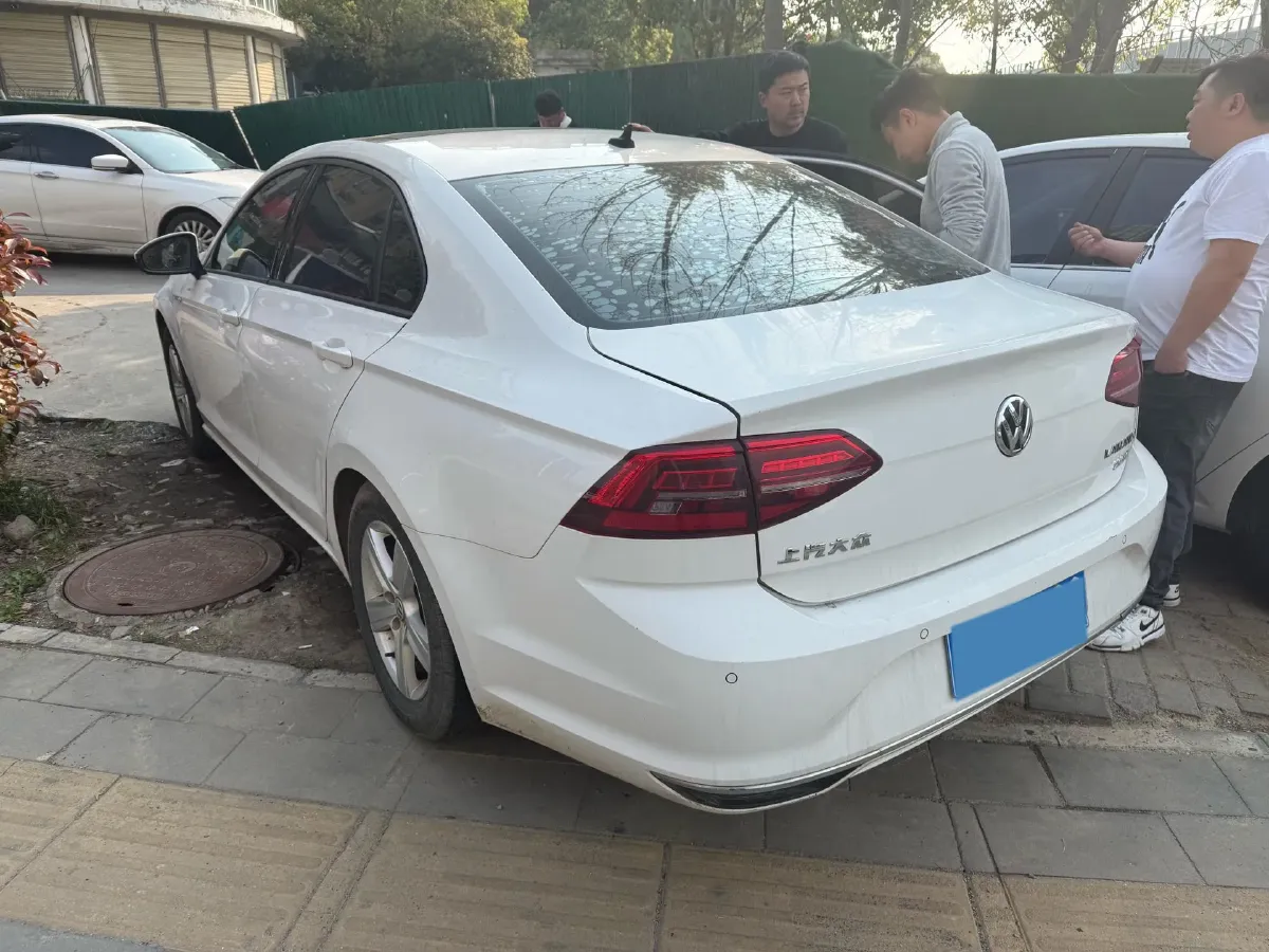 2019 Volkswagen T-Cross 1.4T 150HP L4 7DCT,autocango,china used car exporter,china ev exporter,chinese used car exporter,chinese used ev exporter