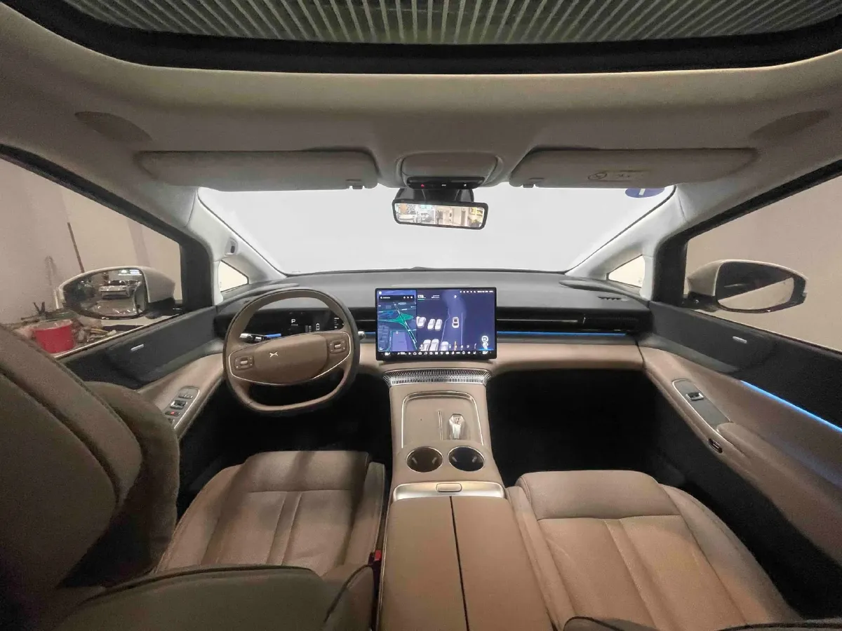 2025 Xpeng X9 BEV,autocango,china used car exporter,china ev exporter,chinese used car exporter,chinese used ev exporter