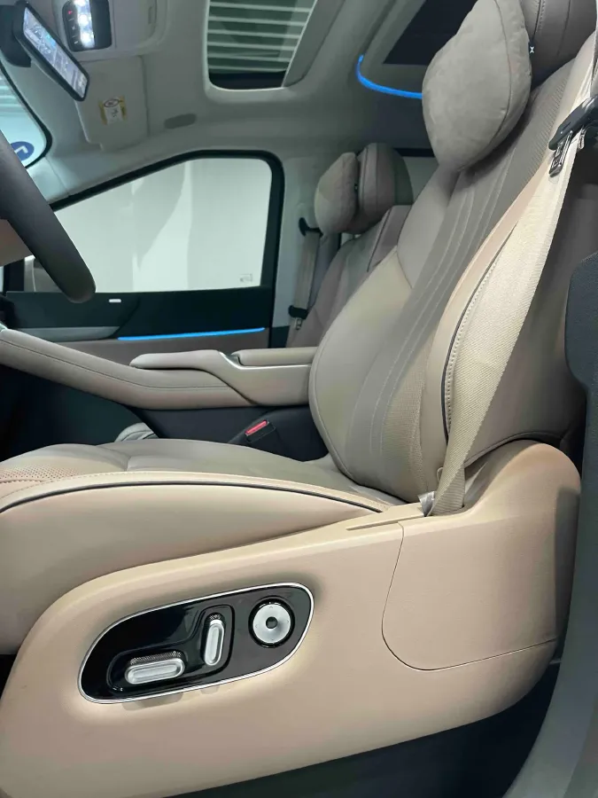 2025 Xpeng X9 BEV,autocango,china used car exporter,china ev exporter,chinese used car exporter,chinese used ev exporter