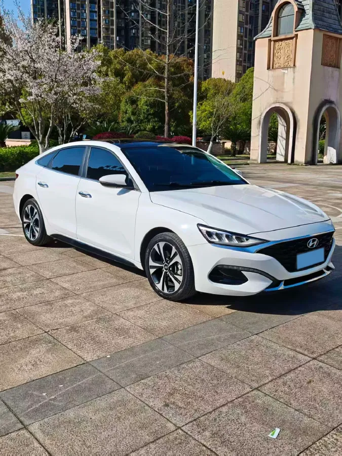 2021 Hyundai La Festa 1.6T 204HP L4 7DCT,autocango,china used car exporter,china ev exporter,chinese used car exporter,chinese used ev exporter