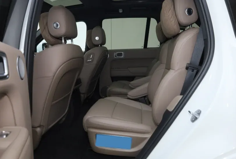 2025 Li L8 Range Extended 154HP REEV,autocango,china used car exporter,china ev exporter,chinese used car exporter,chinese used ev exporter