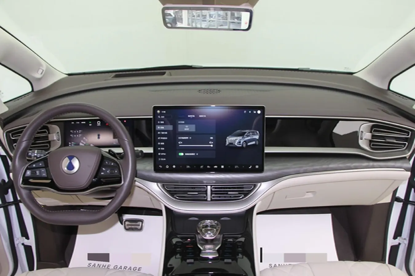 2025 Denza D9 1.5T 156HP L4 E-CVT PHEV 40KWH,autocango,china used car exporter,china ev exporter,chinese used car exporter,chinese used ev exporter