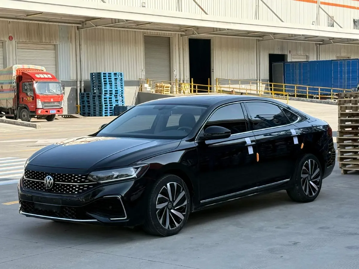 2022 Skoda Kodiak GT 2.0T 186HP L4 7DCT,autocango,china used car exporter,china ev exporter,chinese used car exporter,chinese used ev exporter