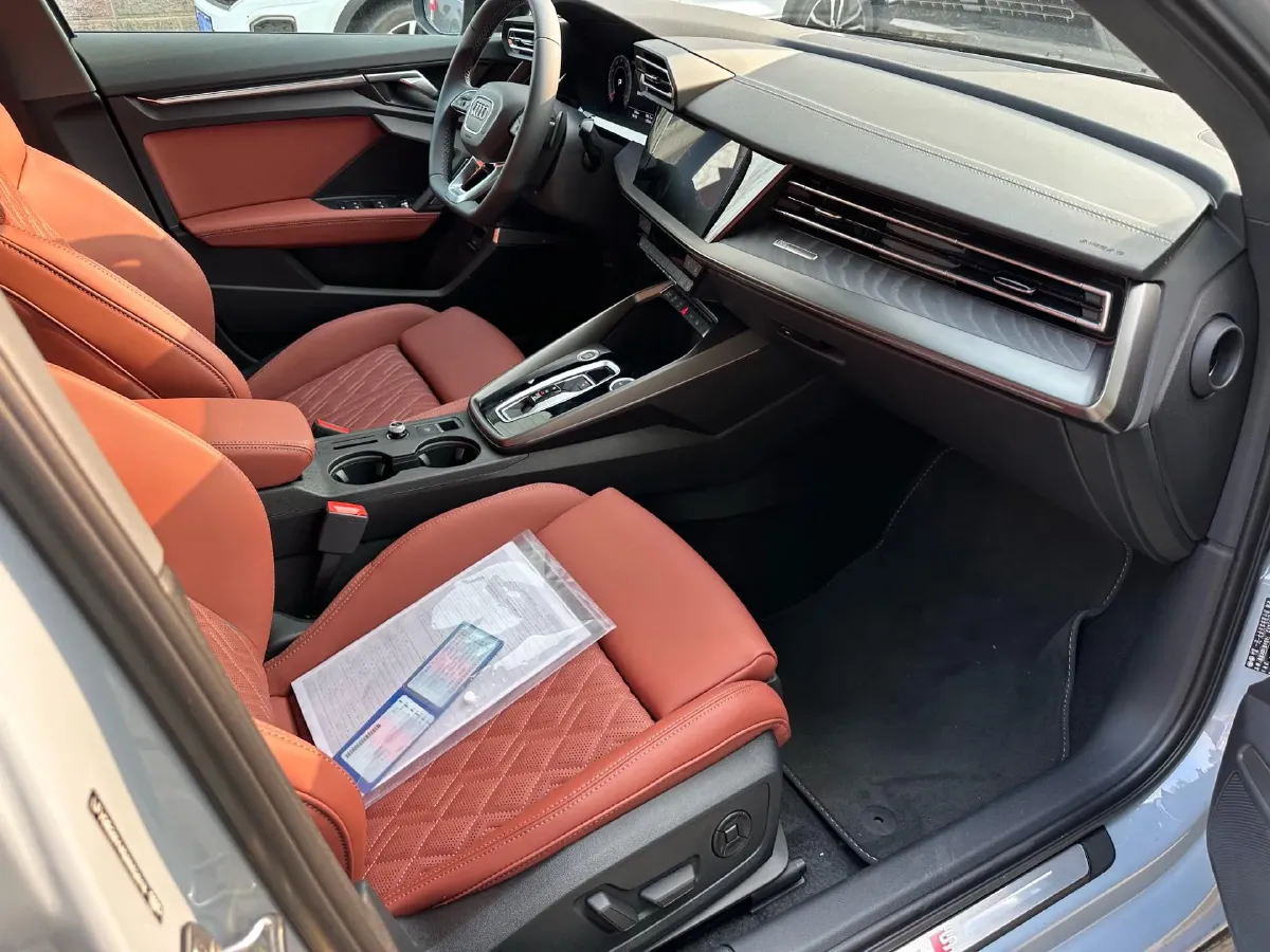 2025 Audi A3 1.5T 160HP L4 7DCT,autocango,china used car exporter,china ev exporter,chinese used car exporter,chinese used ev exporter