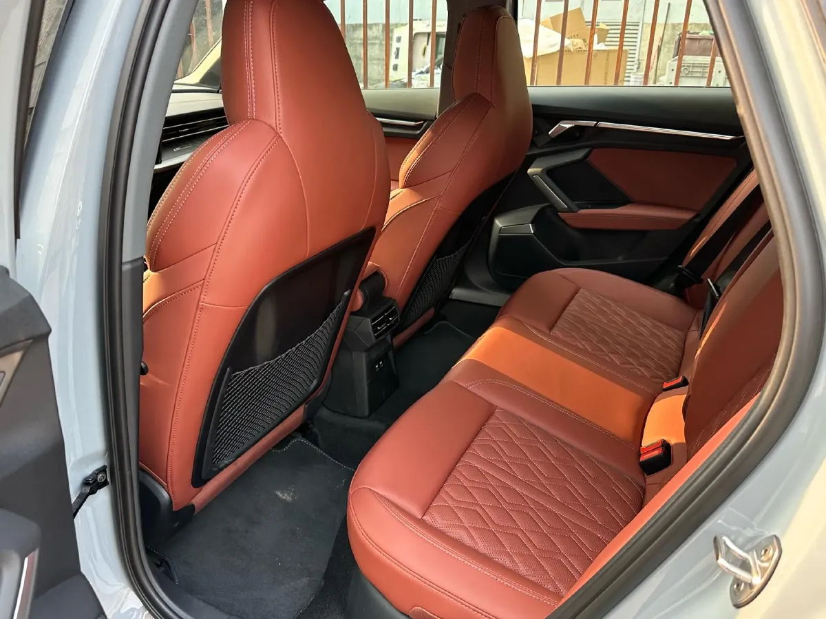 2025 Audi A3 1.5T 160HP L4 7DCT,autocango,china used car exporter,china ev exporter,chinese used car exporter,chinese used ev exporter