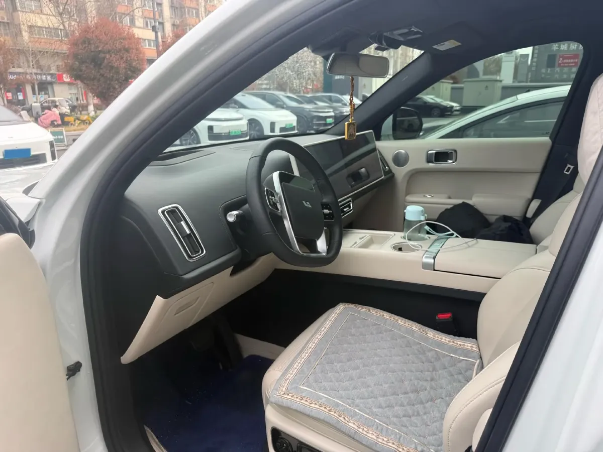 2023 Li L7 Range Extended 154HP REEV 40.9KWH,autocango,china used car exporter,china ev exporter,chinese used car exporter,chinese used ev exporter