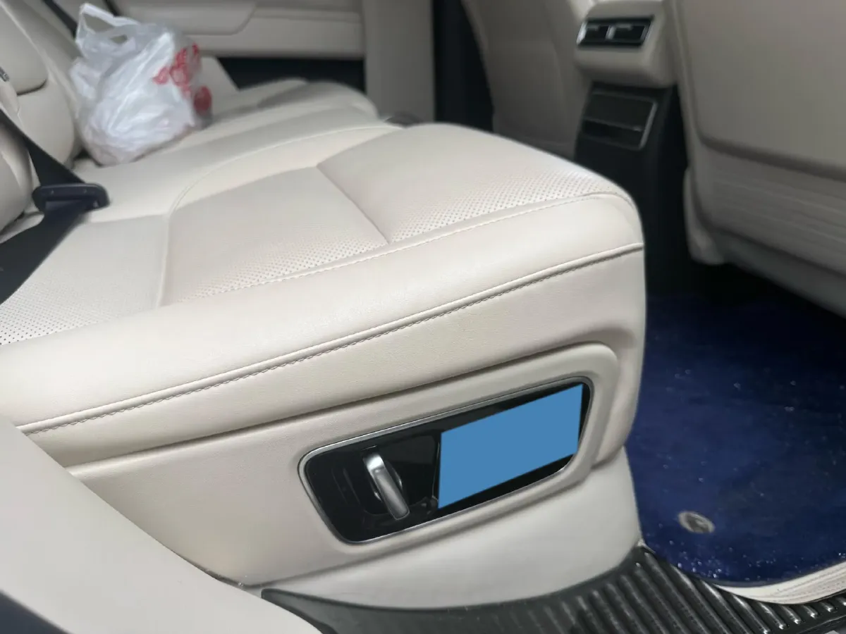 2023 Li L7 Range Extended 154HP REEV 40.9KWH,autocango,china used car exporter,china ev exporter,chinese used car exporter,chinese used ev exporter