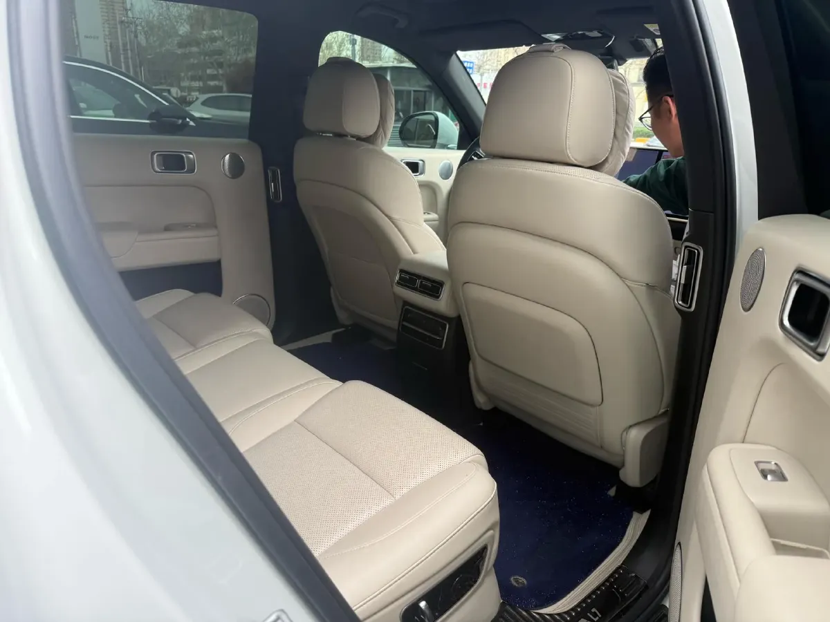 2023 Li L7 Range Extended 154HP REEV 40.9KWH,autocango,china used car exporter,china ev exporter,chinese used car exporter,chinese used ev exporter