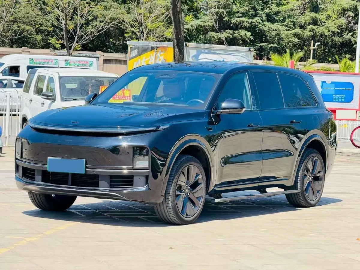 2023 Li L9 Range Extended 154HP REEV 42.6KWH,autocango,china used car exporter,china ev exporter,chinese used car exporter,chinese used ev exporter