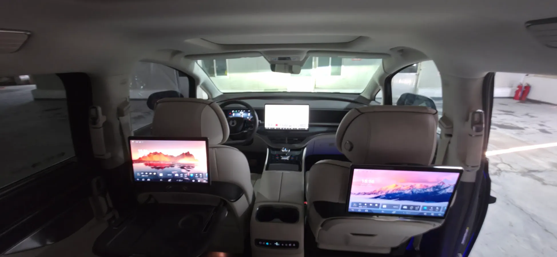 2024 Denza D9 1.5T 139HP L4 E-CVT PHEV 40KWH,autocango,china used car exporter,china ev exporter,chinese used car exporter,chinese used ev exporter