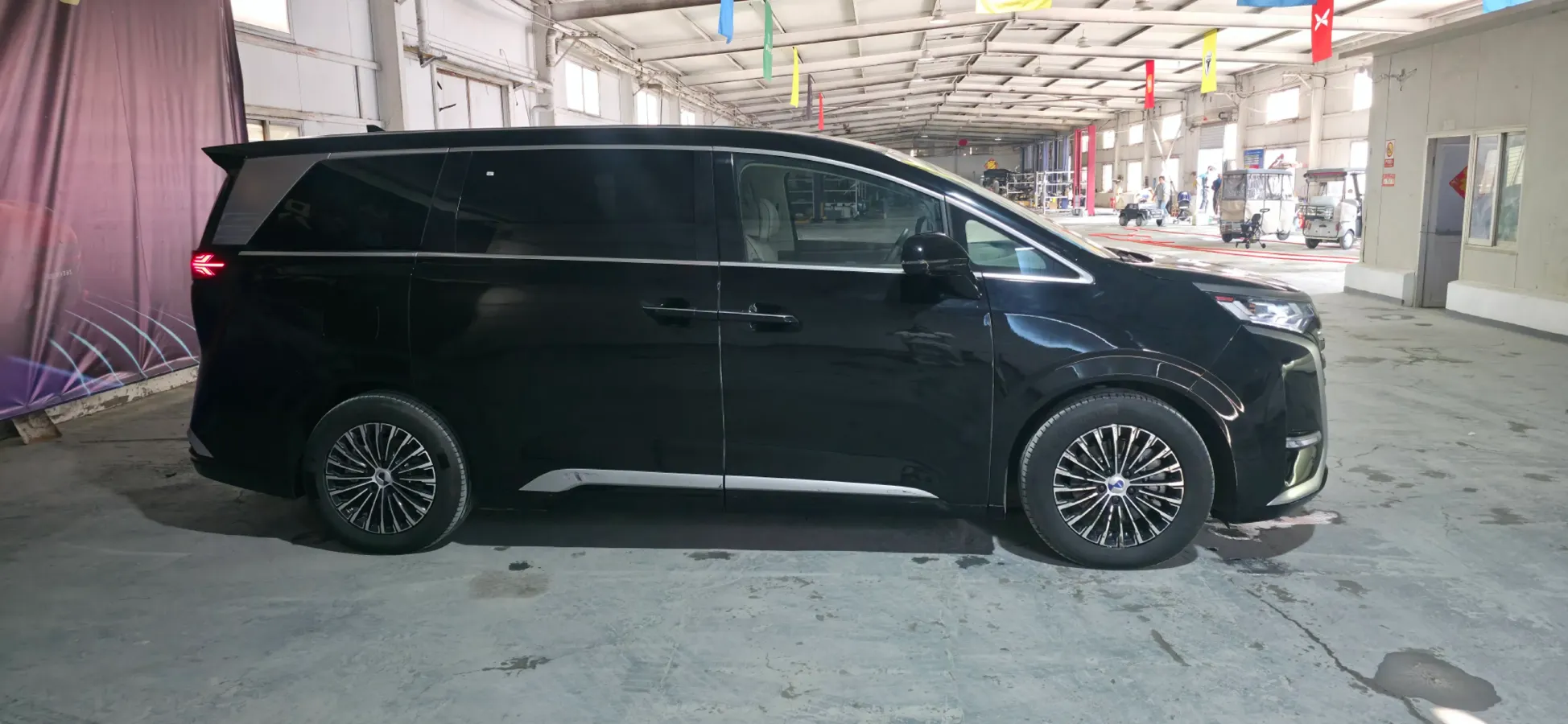 2024 Denza D9 1.5T 139HP L4 E-CVT PHEV 40KWH,autocango,china used car exporter,china ev exporter,chinese used car exporter,chinese used ev exporter