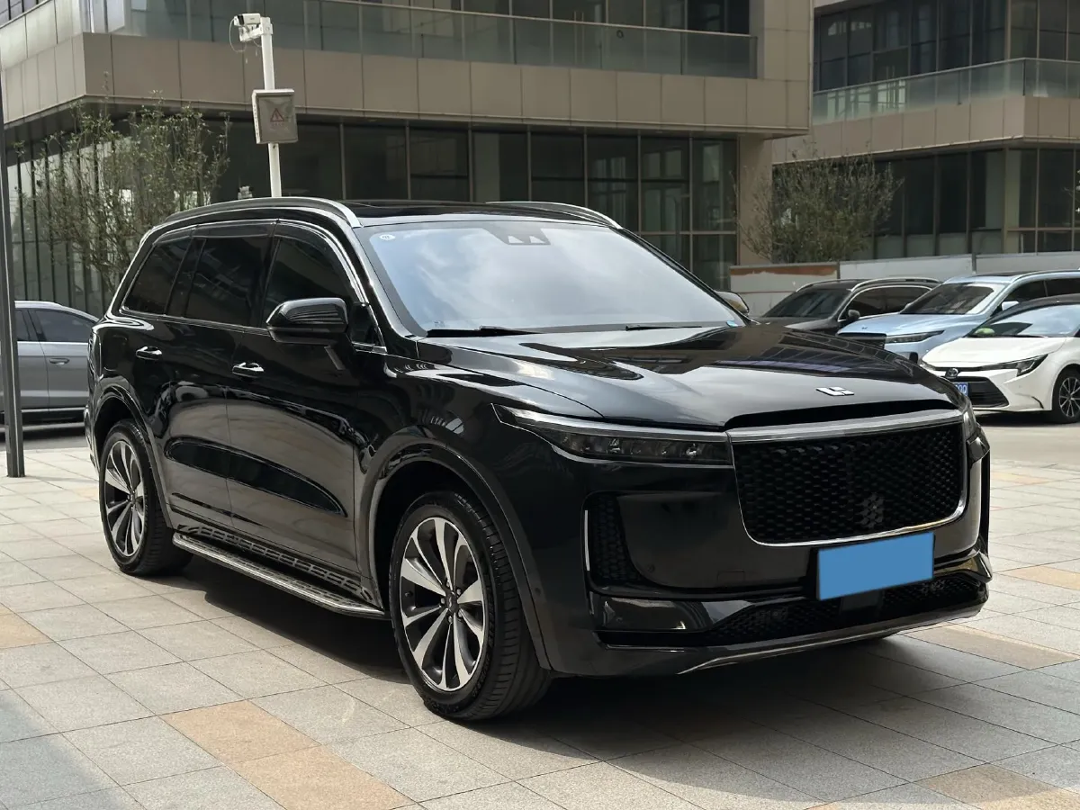 2020 Li ONE Range Extended 131HP REEV 40.5KWH,autocango,china used car exporter,china ev exporter,chinese used car exporter,chinese used ev exporter