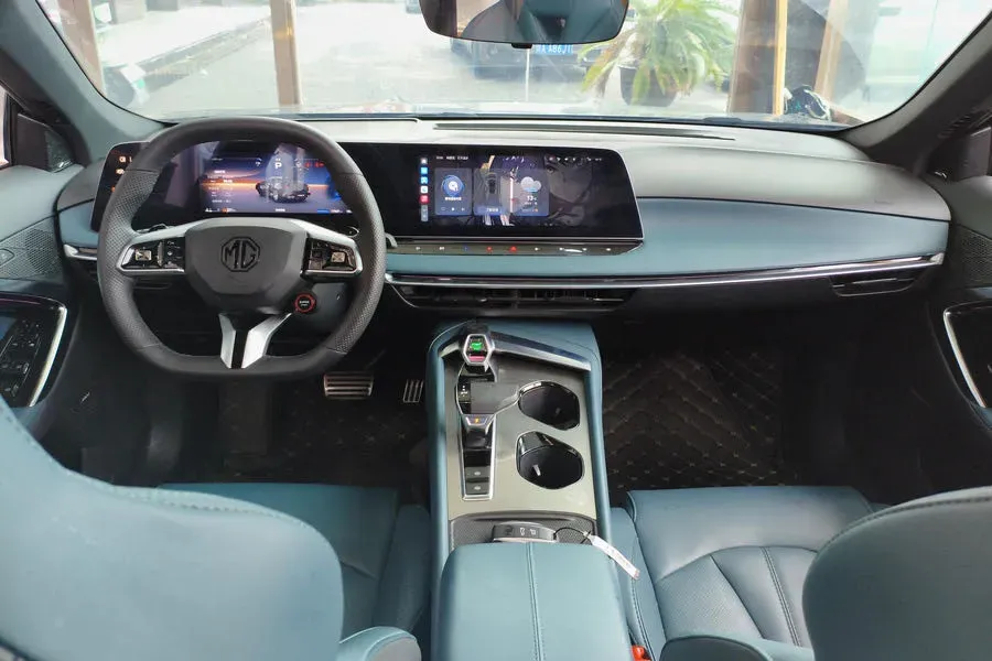 2023 MG 7 2.0T 261HP L4 9AT,autocango,china used car exporter,china ev exporter,chinese used car exporter,chinese used ev exporter