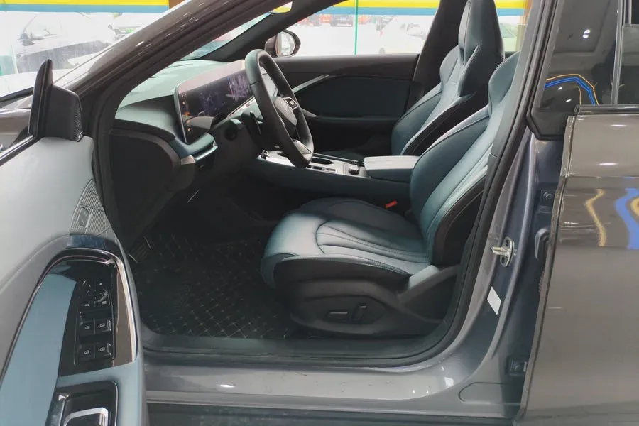 2023 MG 7 2.0T 261HP L4 9AT,autocango,china used car exporter,china ev exporter,chinese used car exporter,chinese used ev exporter