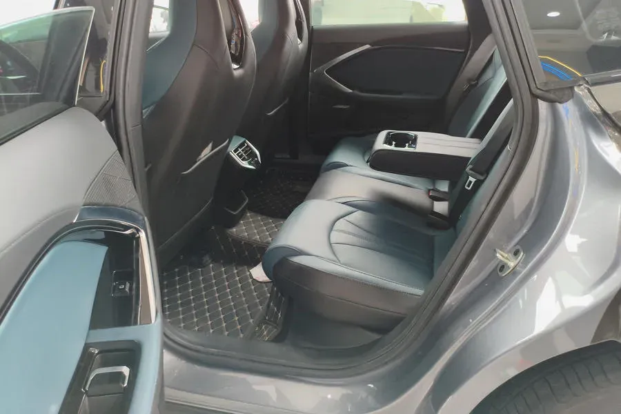 2023 MG 7 2.0T 261HP L4 9AT,autocango,china used car exporter,china ev exporter,chinese used car exporter,chinese used ev exporter