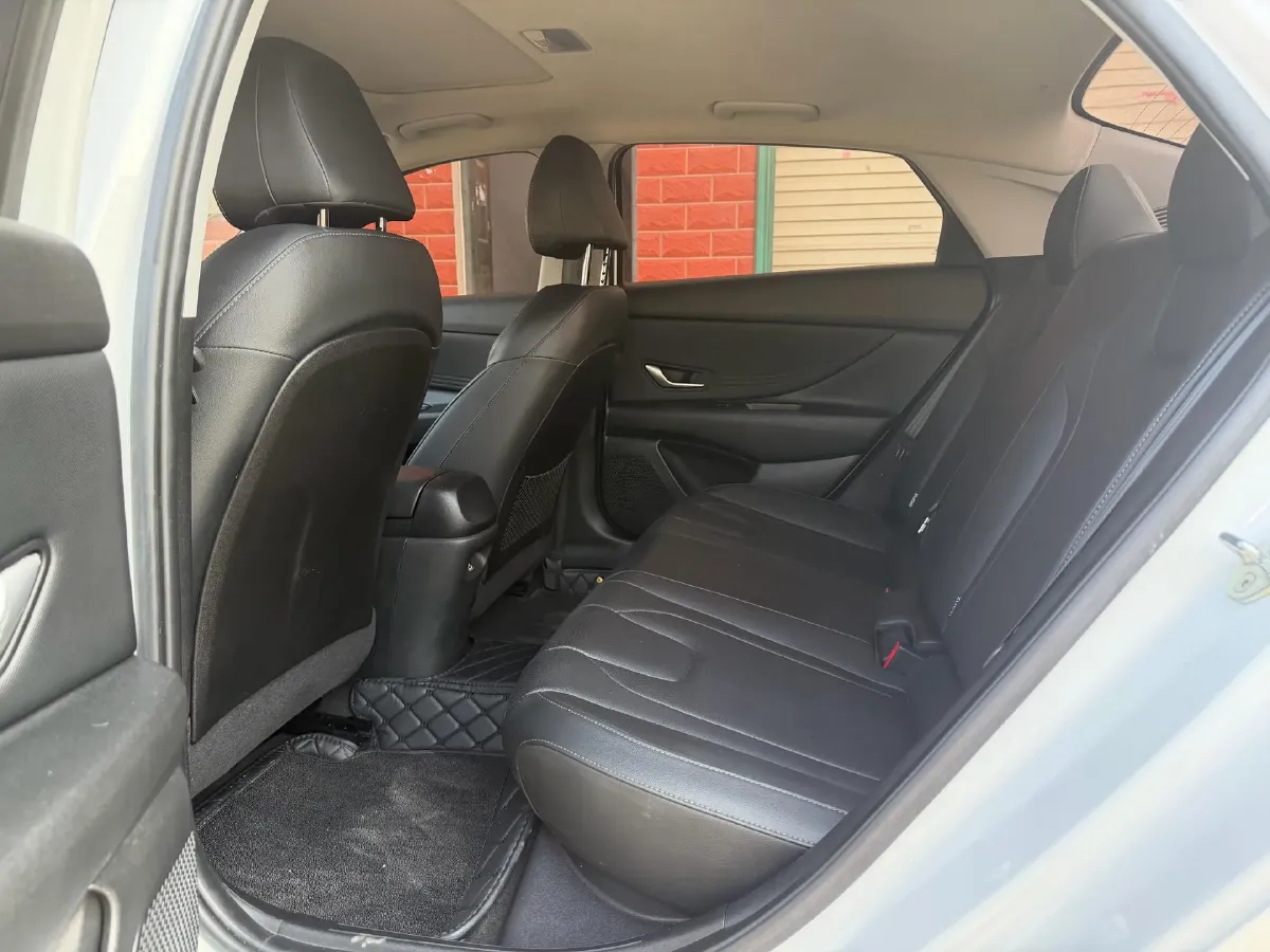 2021 Hyundai Elantra 1.5L 115HP L4 CVT,autocango,china used car exporter,china ev exporter,chinese used car exporter,chinese used ev exporter