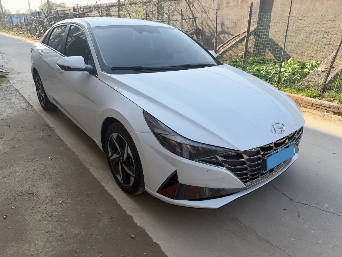 2021 Hyundai Elantra 1.5L 115HP L4 CVT,autocango,china used car exporter,china ev exporter,chinese used car exporter,chinese used ev exporter