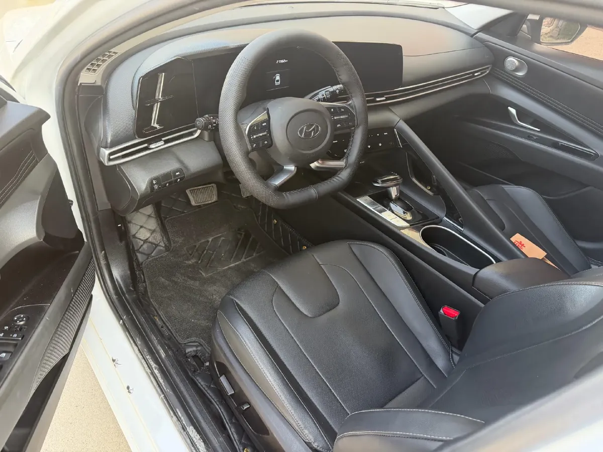 2021 Hyundai Elantra 1.5L 115HP L4 CVT,autocango,china used car exporter,china ev exporter,chinese used car exporter,chinese used ev exporter