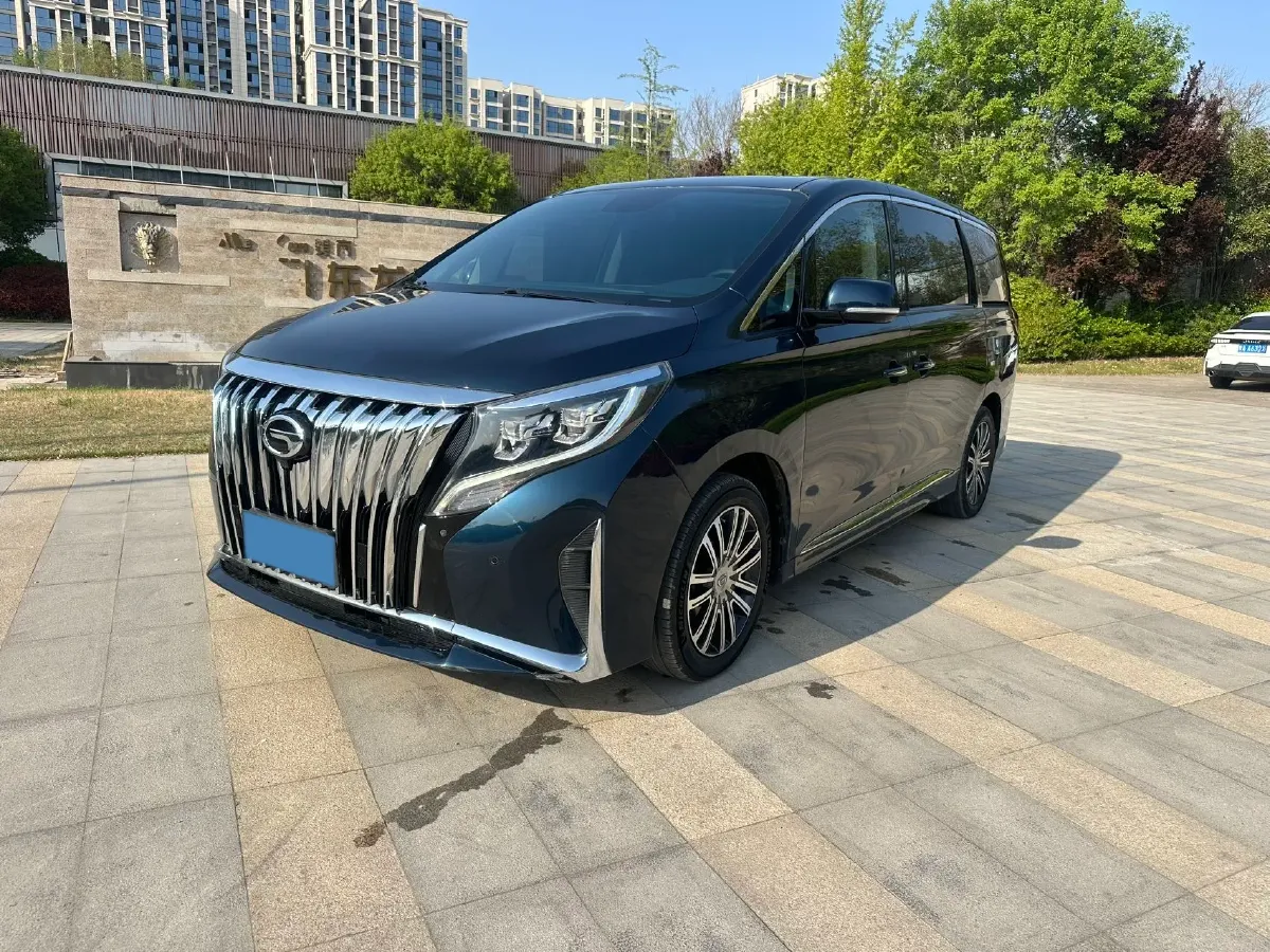 2021 GAC Trumpchi M8 2.0T 252HP L4 8AT,autocango,china used car exporter,china ev exporter,chinese used car exporter,chinese used ev exporter