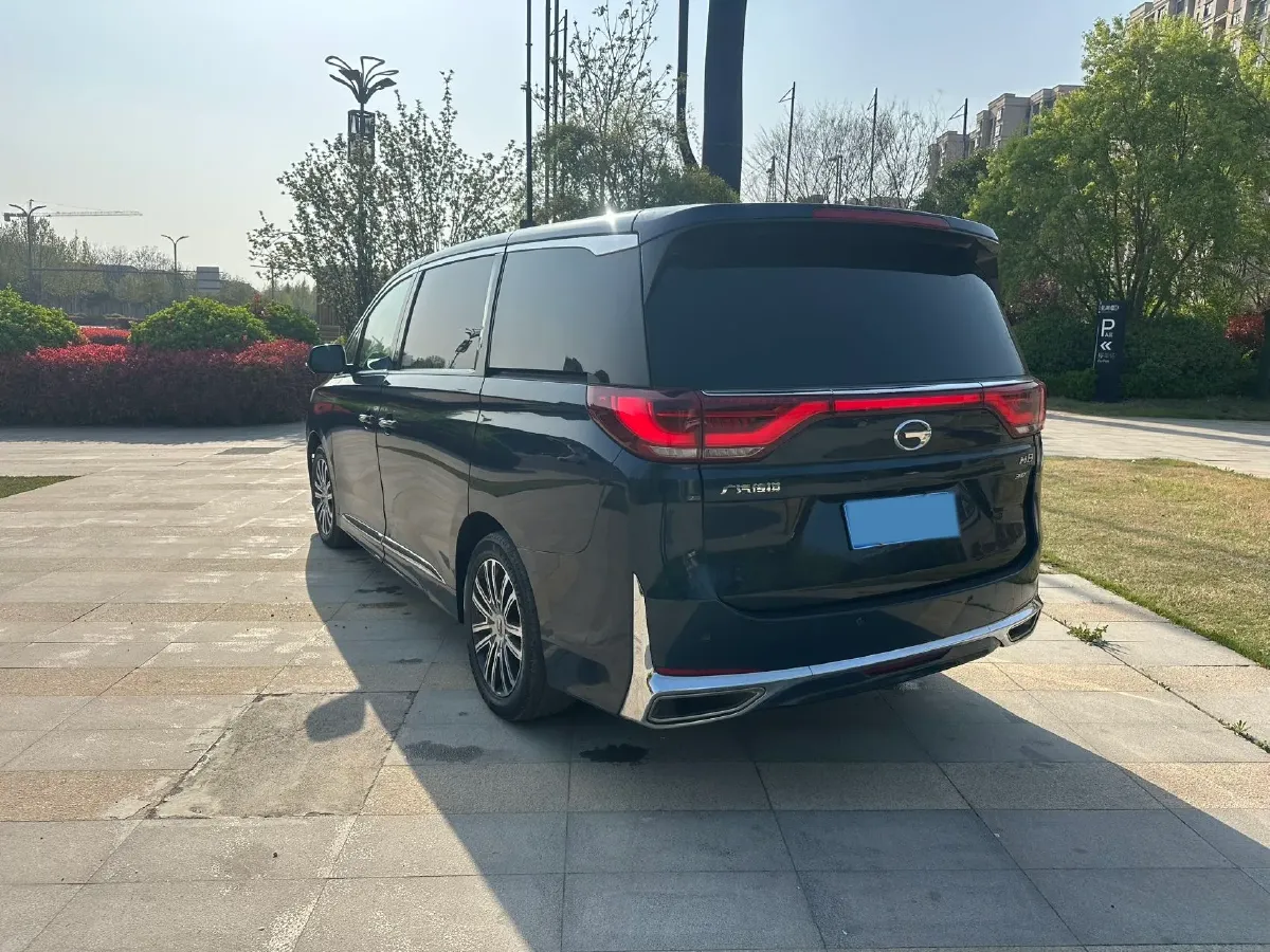 2021 GAC Trumpchi M8 2.0T 252HP L4 8AT,autocango,china used car exporter,china ev exporter,chinese used car exporter,chinese used ev exporter