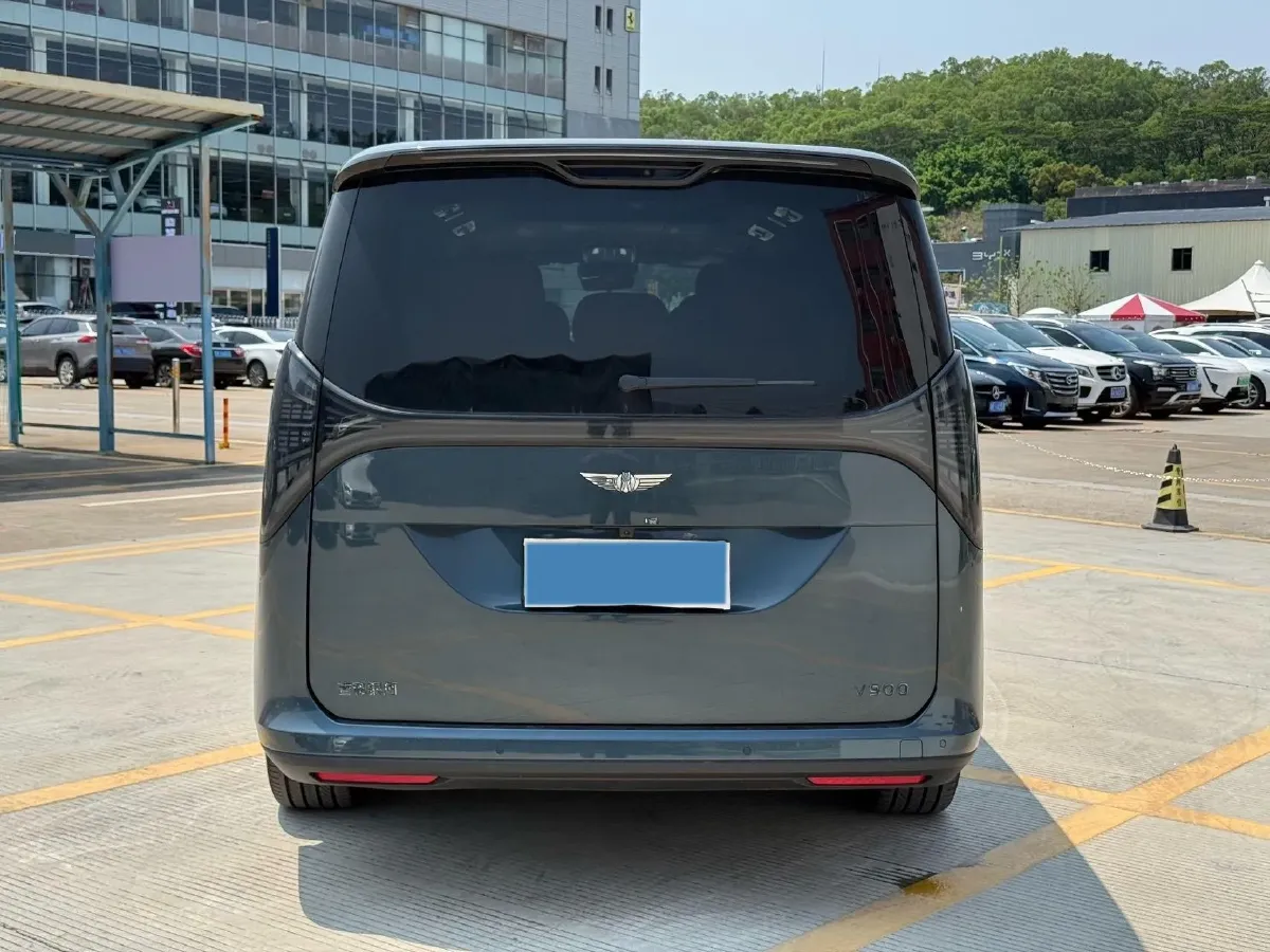 2026 Geely Galaxy V900 REEV 163HP REEV,autocango,china used car exporter,china ev exporter,chinese used car exporter,chinese used ev exporter