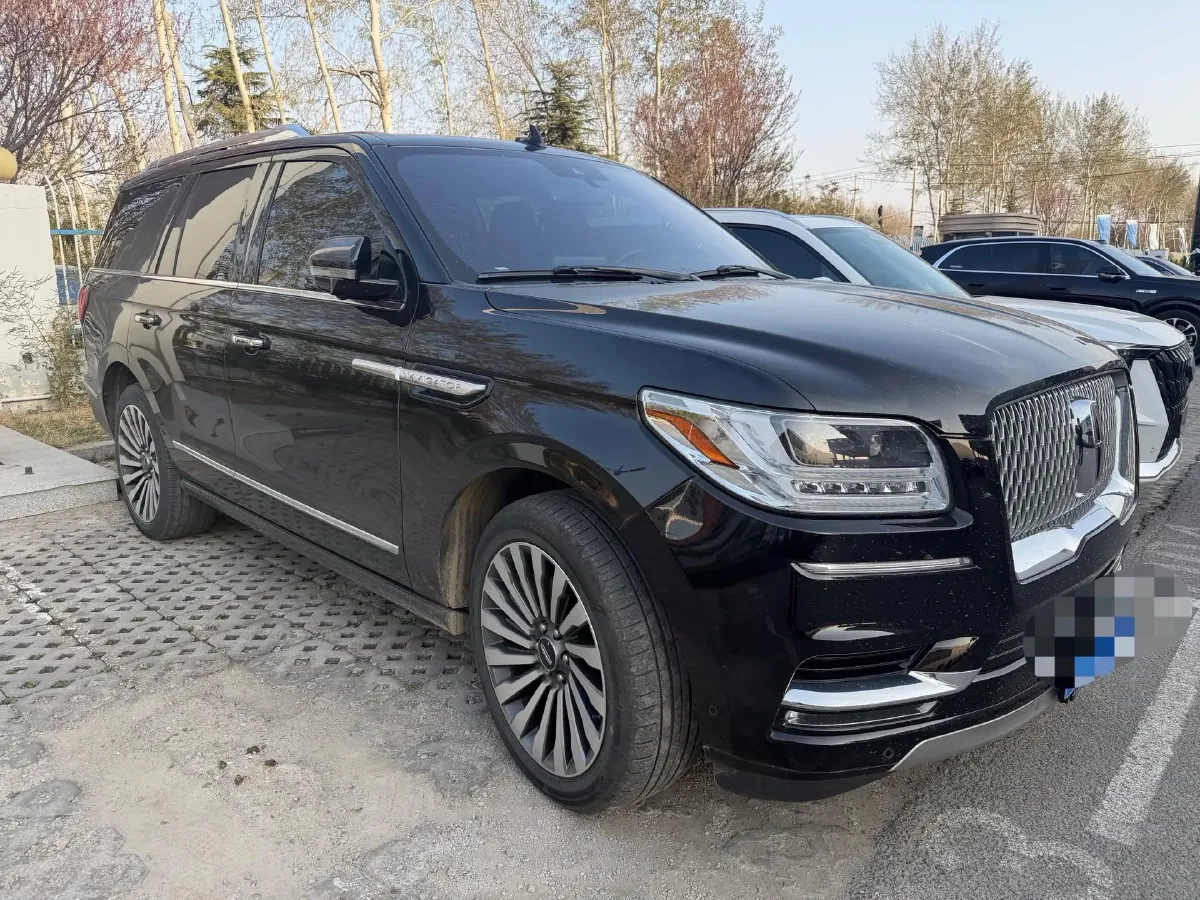 2018 Lincoln Navigator 3.5T 415HP V6 10AT,autocango,china used car exporter,china ev exporter,chinese used car exporter,chinese used ev exporter