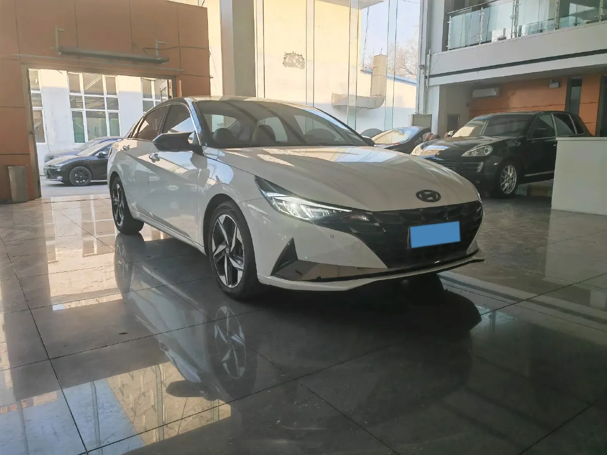 2021 Hyundai Elantra 1.5L 115HP L4 CVT,autocango,china used car exporter,china ev exporter,chinese used car exporter,chinese used ev exporter