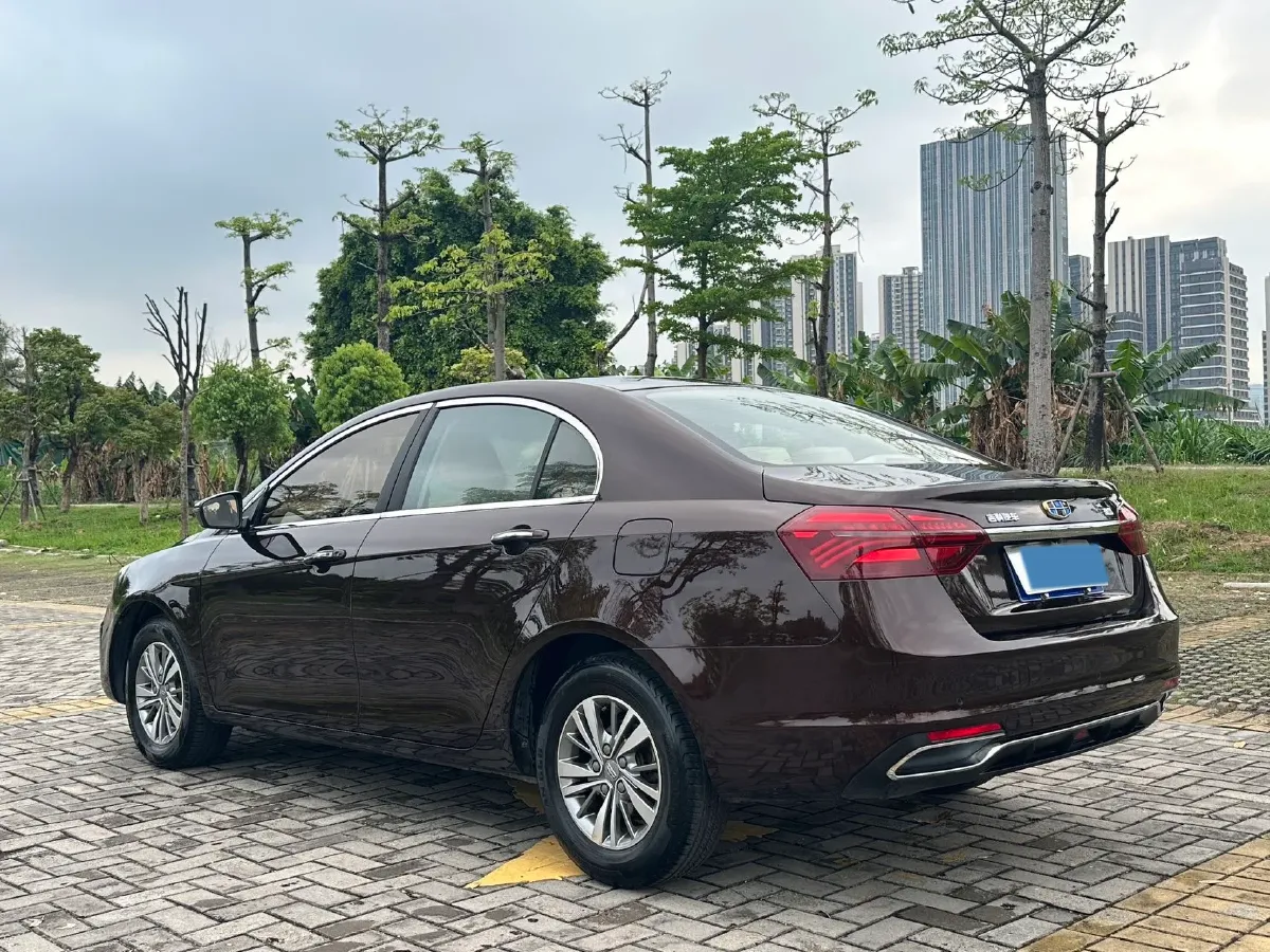 2018 Geely Emgrand 1.5L 109HP L4 5MT,autocango,china used car exporter,china ev exporter,chinese used car exporter,chinese used ev exporter