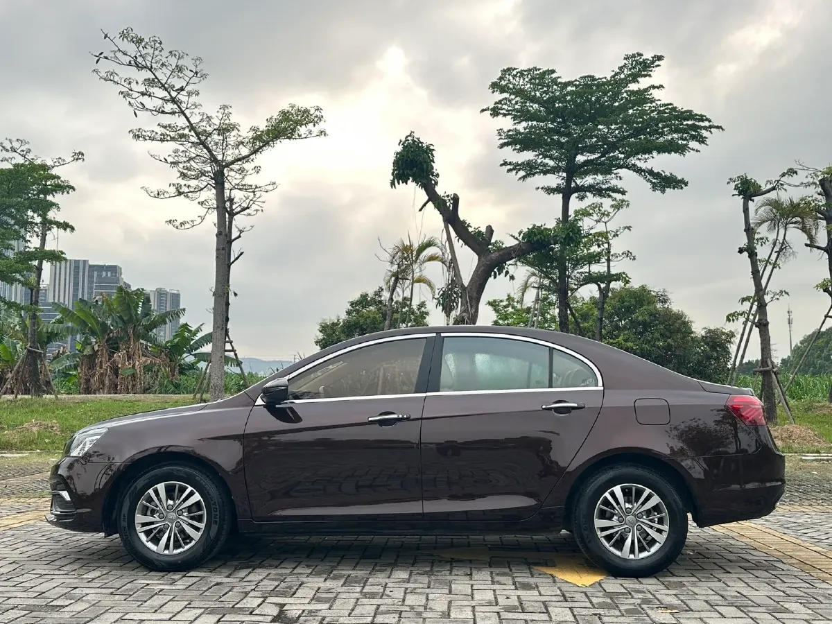 2018 Geely Emgrand 1.5L 109HP L4 5MT,autocango,china used car exporter,china ev exporter,chinese used car exporter,chinese used ev exporter