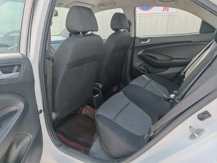 2017 Hyundai Reina 1.4L 95HP L4 5MT,autocango,china used car exporter,china ev exporter,chinese used car exporter,chinese used ev exporter